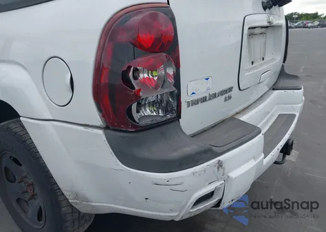 2007 Chevrolet Trailblazer Ls from USA, damaged, VIN 1GNDT13S572182893